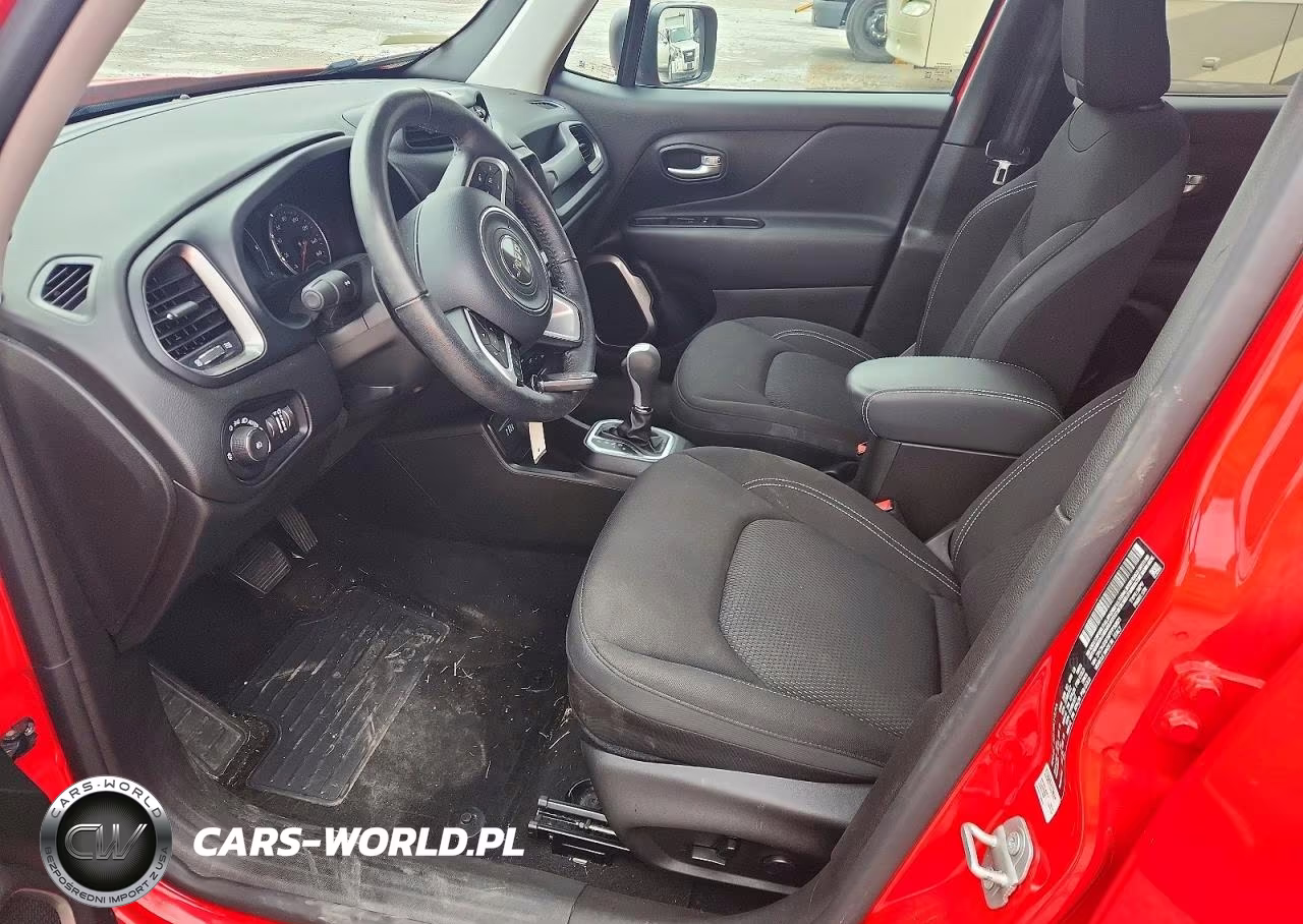2023 Jeep Renegade Latitude VIN:ZACNJDB19PPP39921 - 7