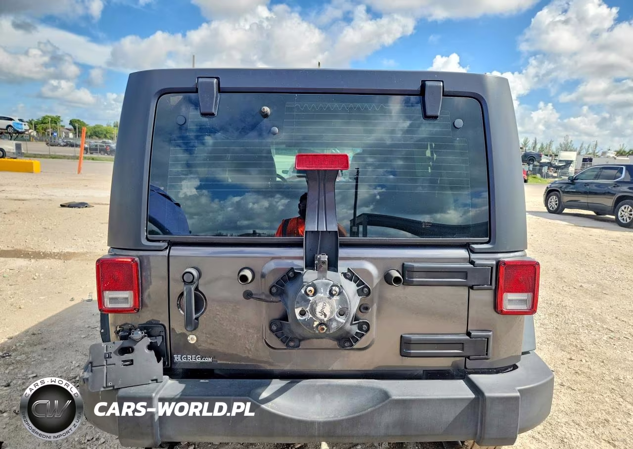 2017 Jeep Wrangler Unlimited Sport VIN:1C4BJWDG7HL732331 - 6