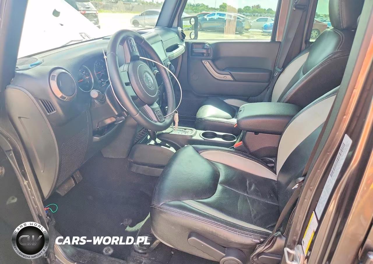 2017 Jeep Wrangler Unlimited Sport VIN:1C4BJWDG7HL732331 - 7