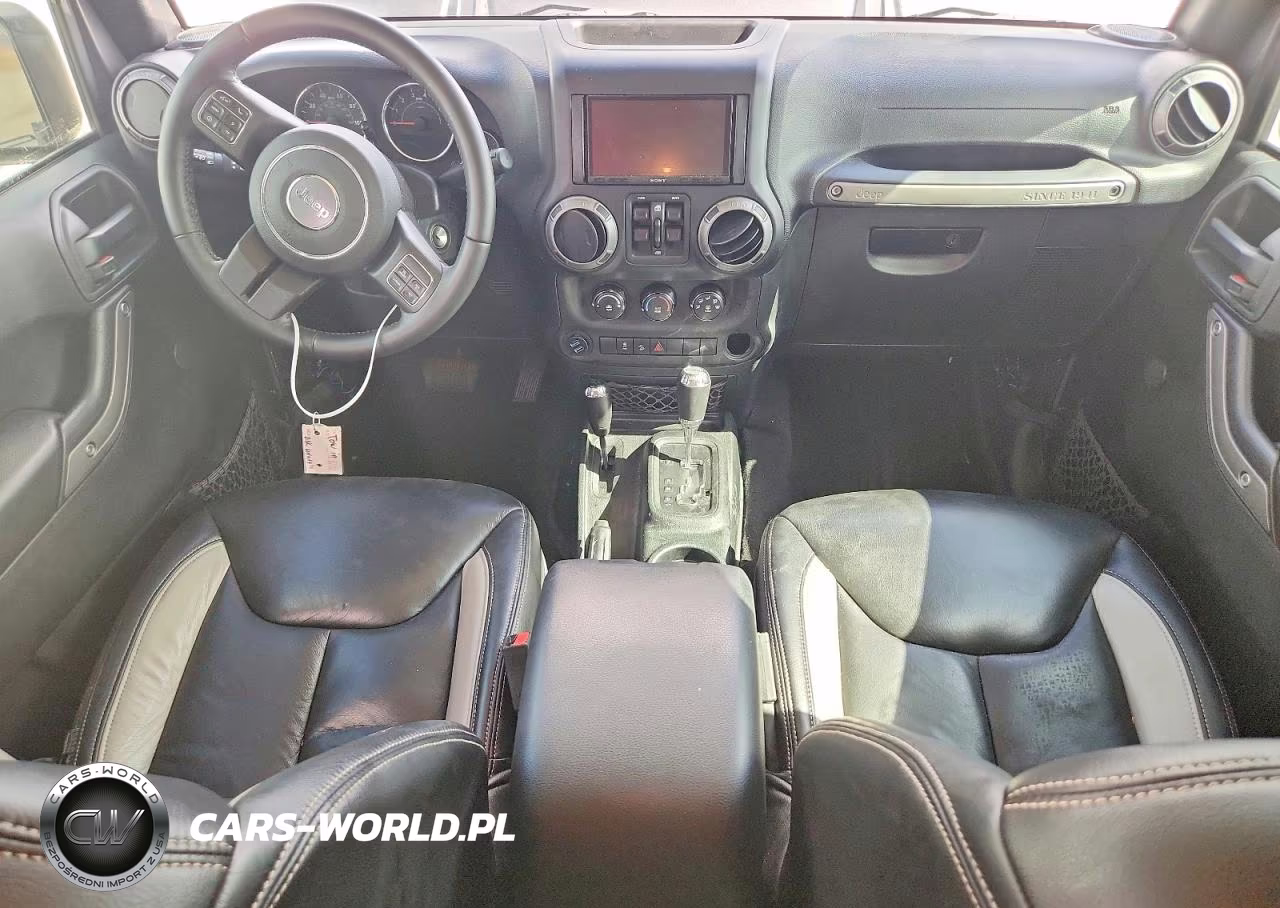 2017 Jeep Wrangler Unlimited Sport VIN:1C4BJWDG7HL732331 - 8