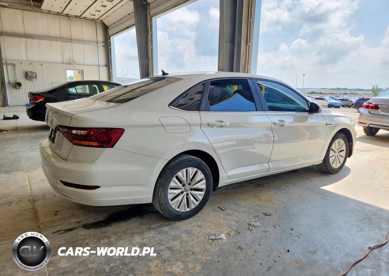 2019 Volkswagen Jetta S VIN:3VWN57BU8KM221939 - 3