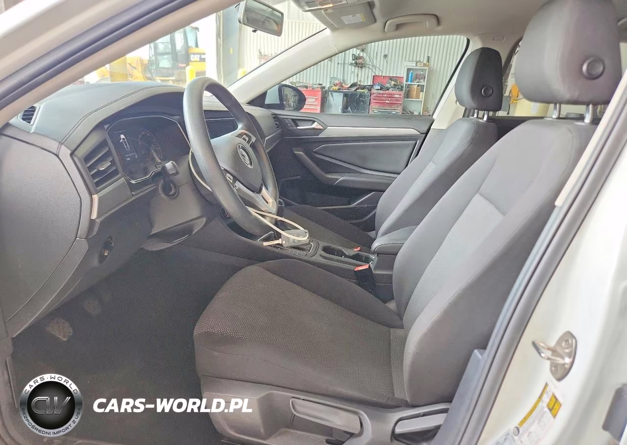 2019 Volkswagen Jetta S VIN:3VWN57BU8KM221939 - 7