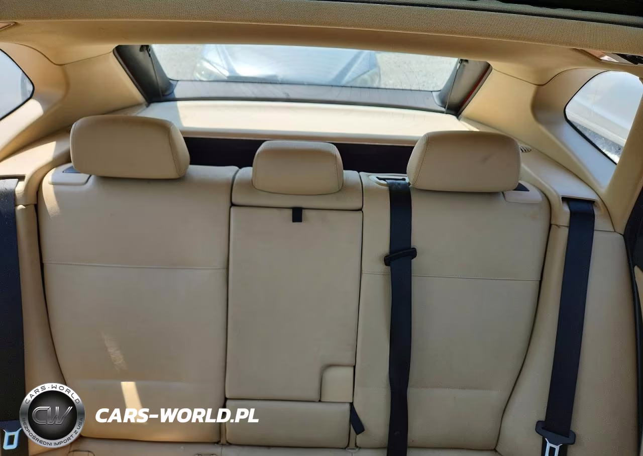 2015 BMW X1 xDrive28I VIN:WBAVL1C58FVY24623 - 10