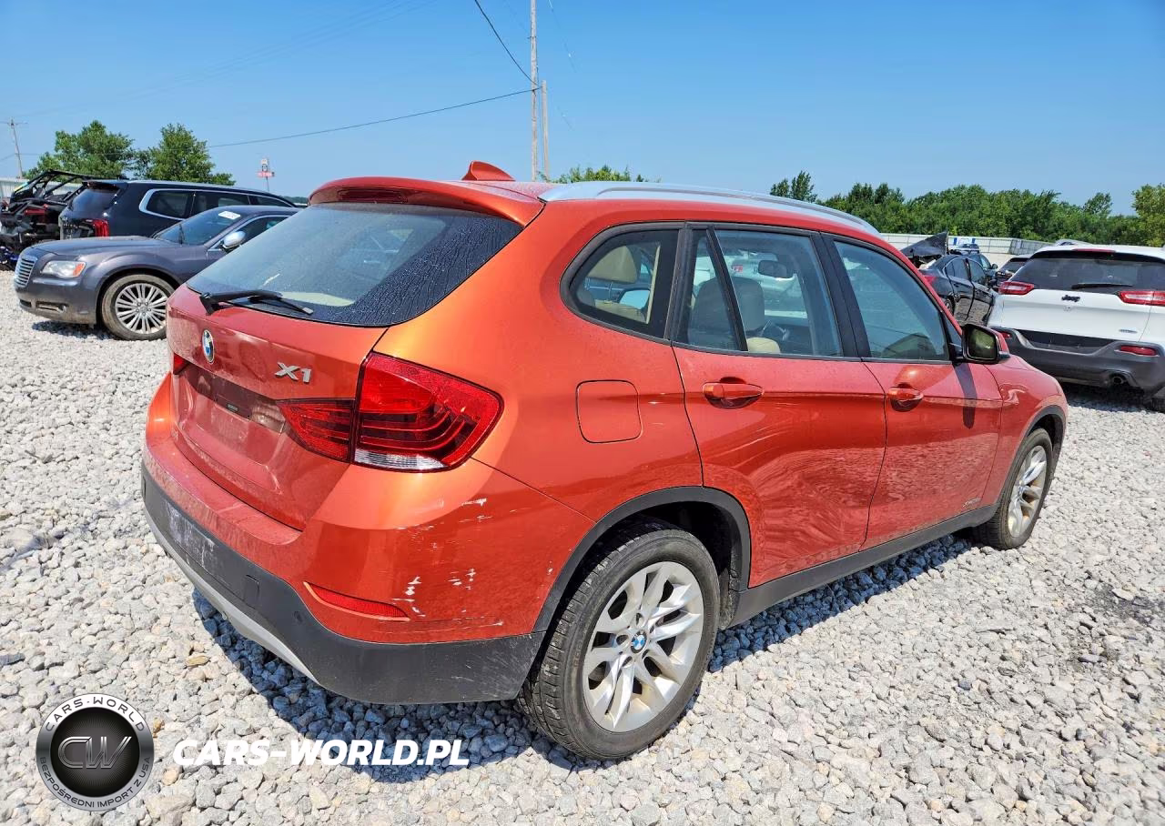 2015 BMW X1 xDrive28I VIN:WBAVL1C58FVY24623 - 3