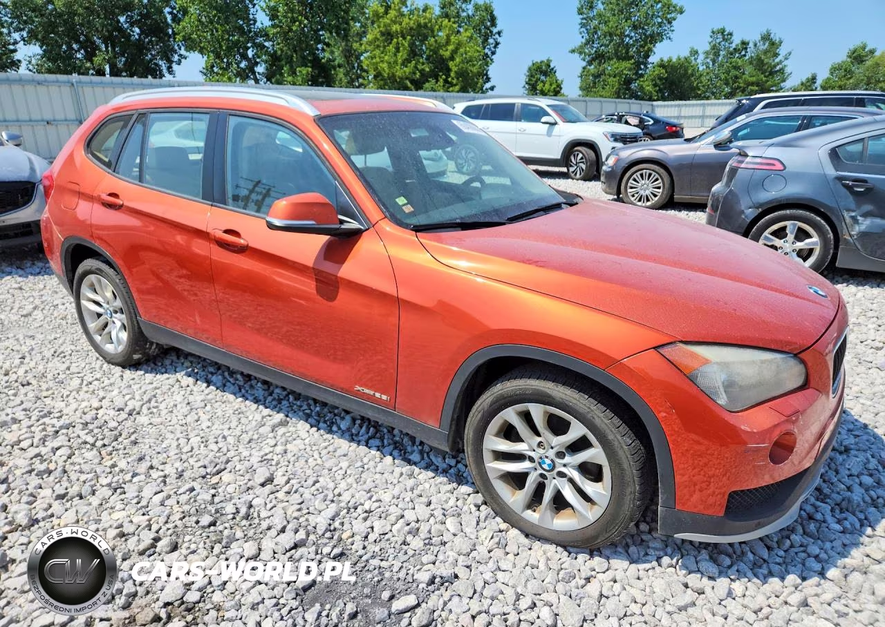 2015 BMW X1 xDrive28I VIN:WBAVL1C58FVY24623 - 4