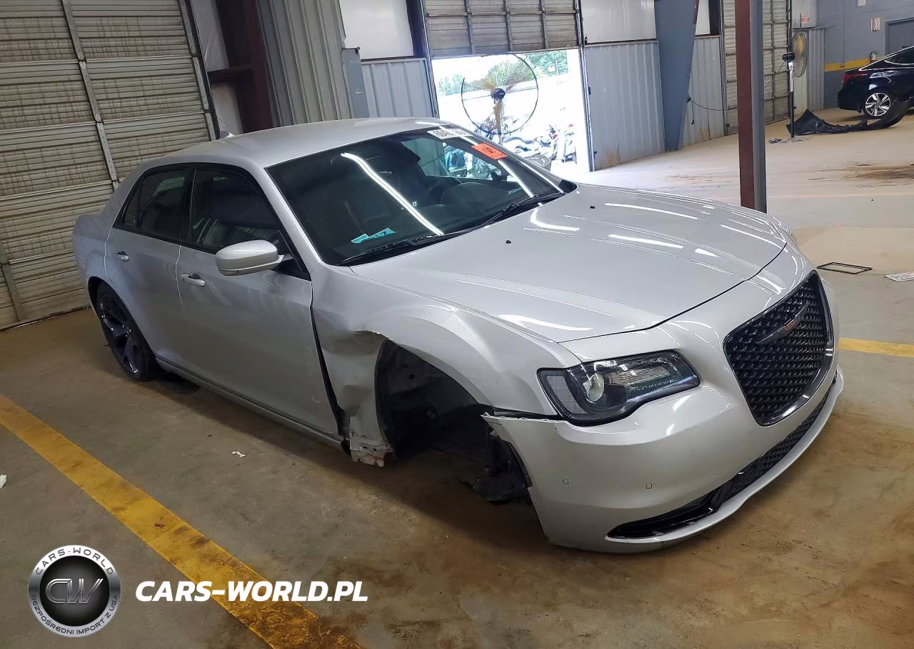 2021 Chrysler 300 S VIN:2C3CCABG5MH528966 - 4