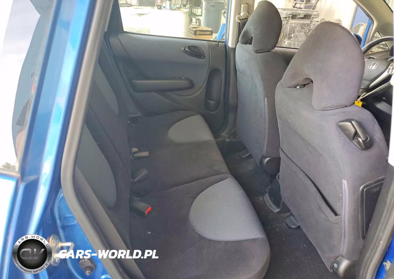 2007 Honda Fit S VIN:JHMGD38627S049307 - 10
