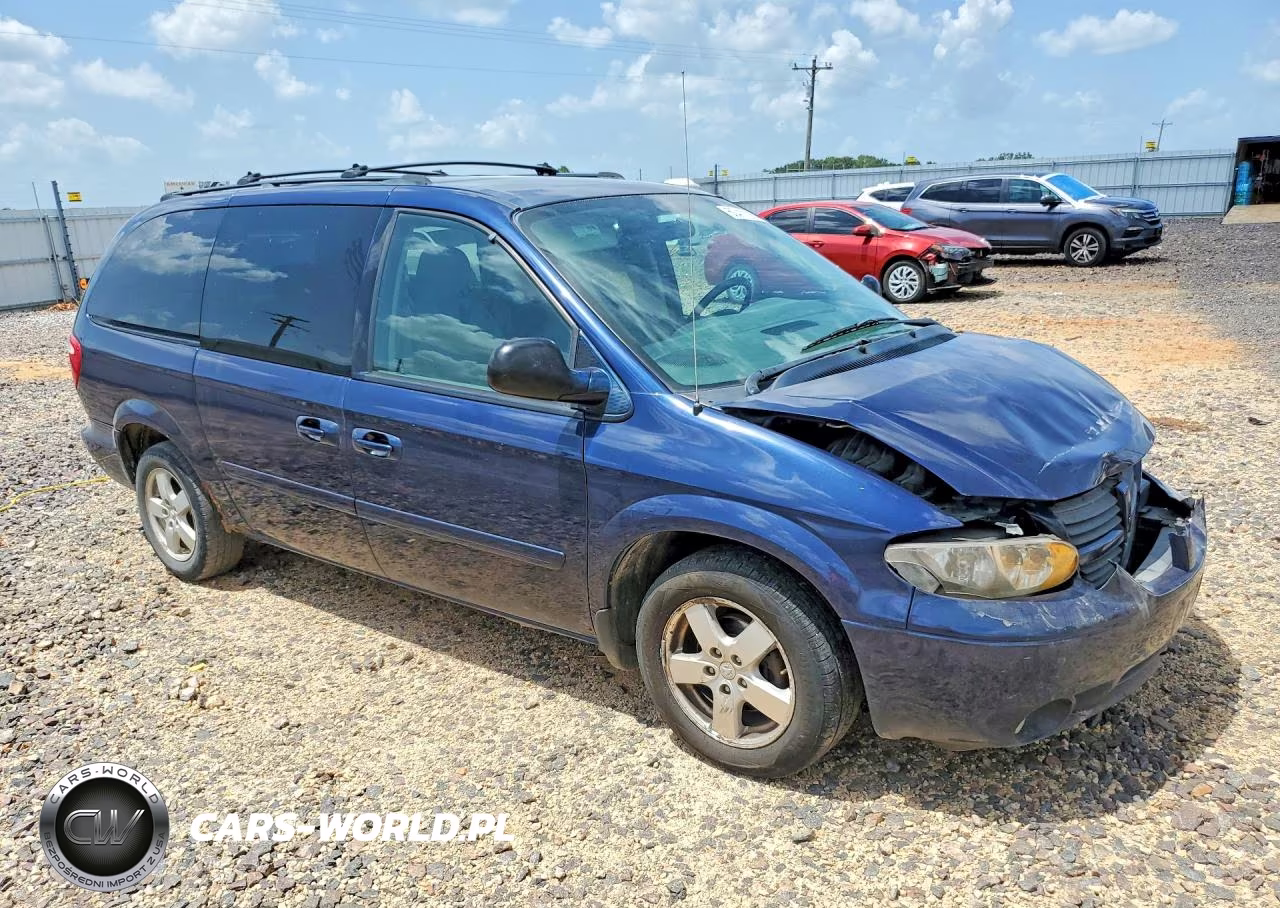 2005 Dodge Grand Caravan Sxt VIN:2D4GP44L45R166284 - 4