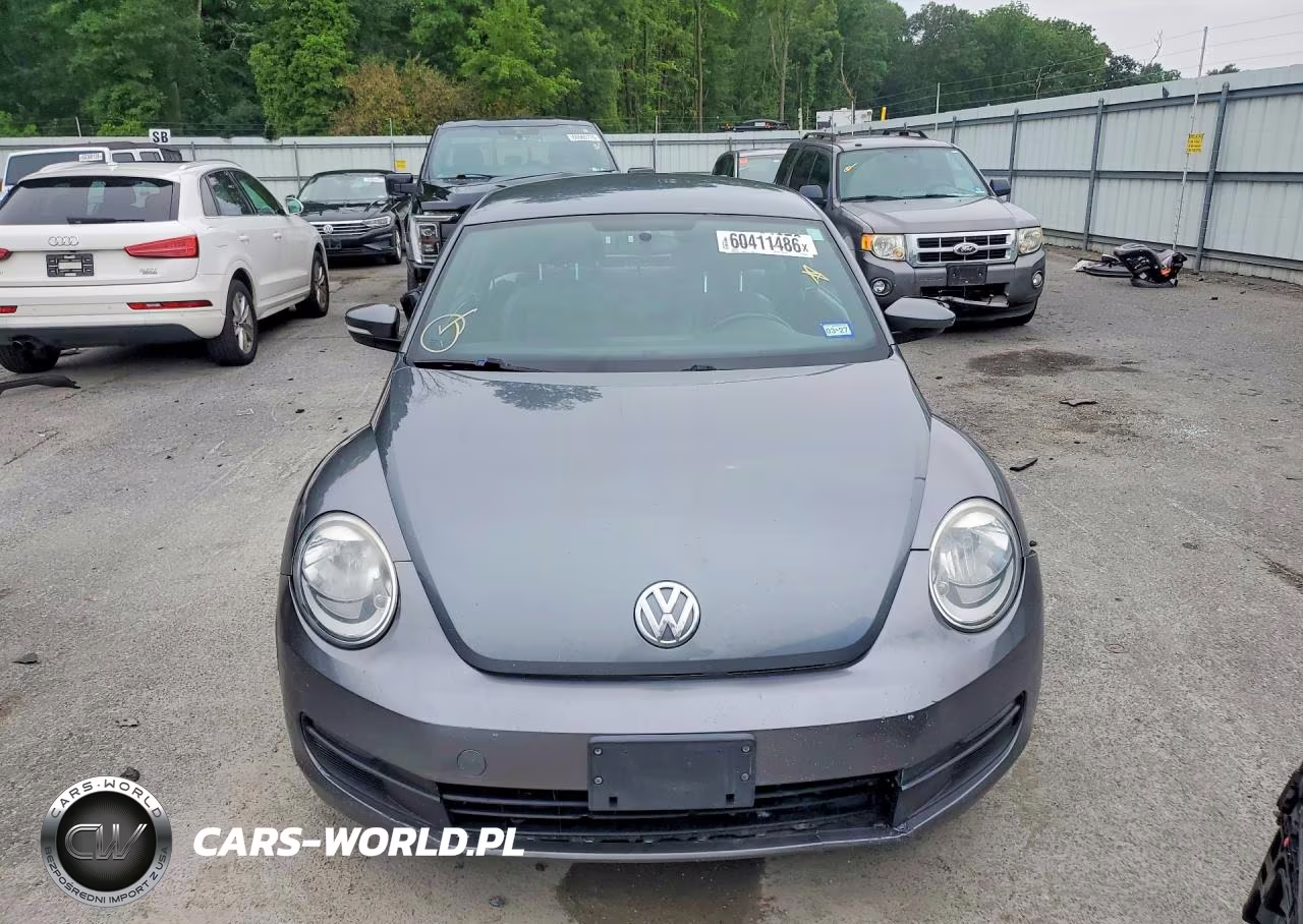 2013 Volkswagen Beetle VIN:3VWJX7AT9DM692647 - 5