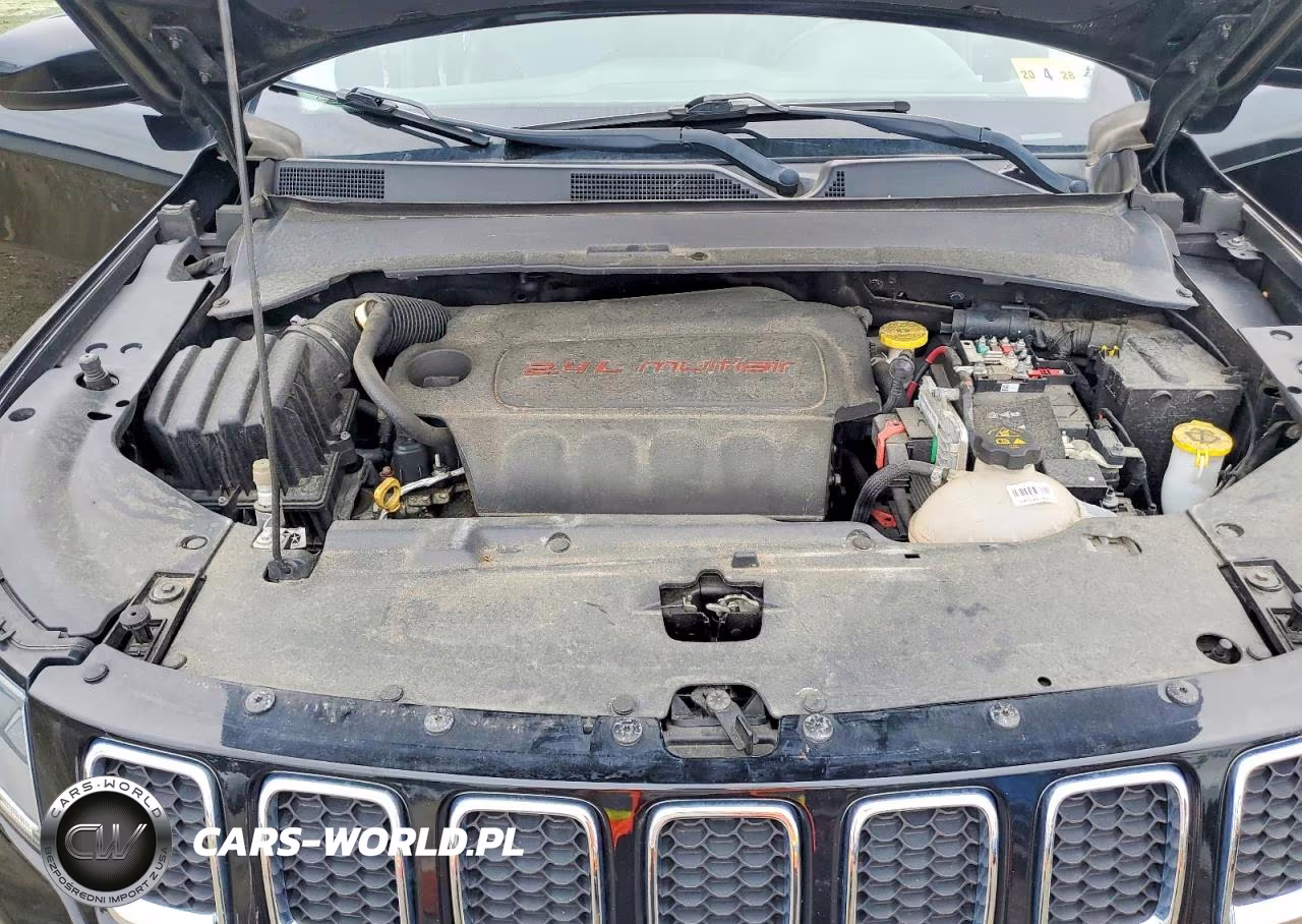 2019 Jeep Compass Latitude VIN:3C4NJDBB8KT740605 - 12