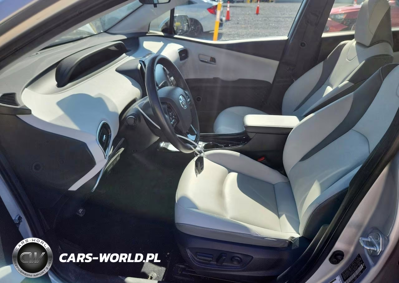 2020 Toyota Prius Prime Xle VIN:JTDKARFP4L3125598 - 7