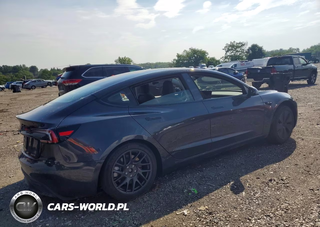 2026 Tesla Model 3 VIN:5YJ3E1EAXTF157966 - 3