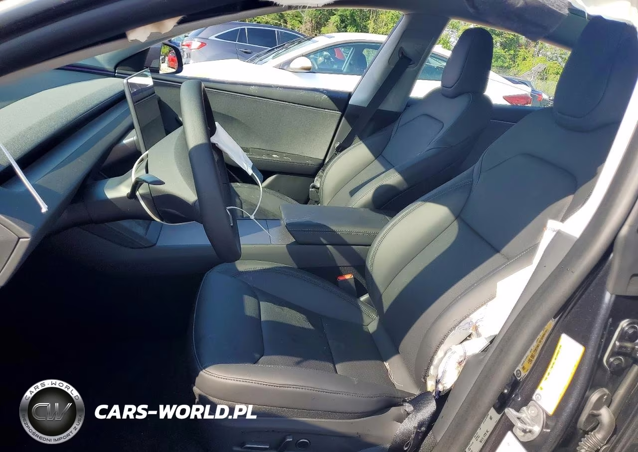 2026 Tesla Model 3 VIN:5YJ3E1EAXTF157966 - 7