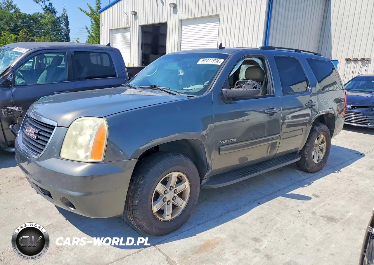2011 GMC Yukon Sle