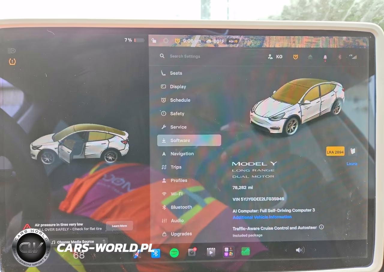 2020 Tesla Model Y VIN:5YJYGDEE2LF035946 - 9