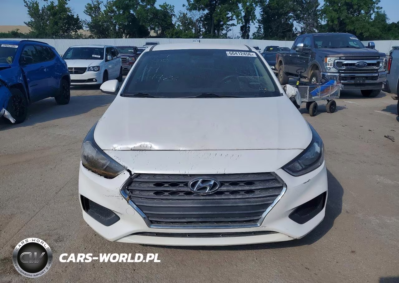 2018 Hyundai Accent Sel VIN:3KPC24A36JE030927 - 5