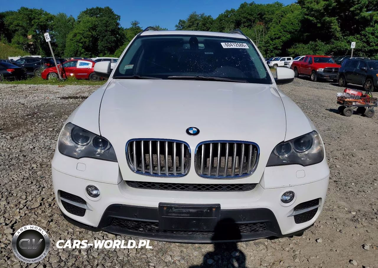 2013 BMW X5 xDrive35I VIN:5UXZV4C56D0G57156 - 5