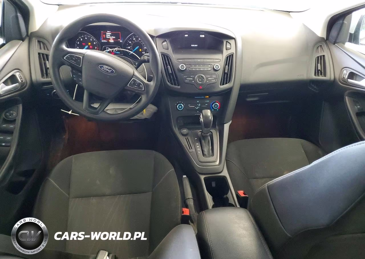 2018 Ford Focus Se VIN:1FADP3F23JL205857 - 8