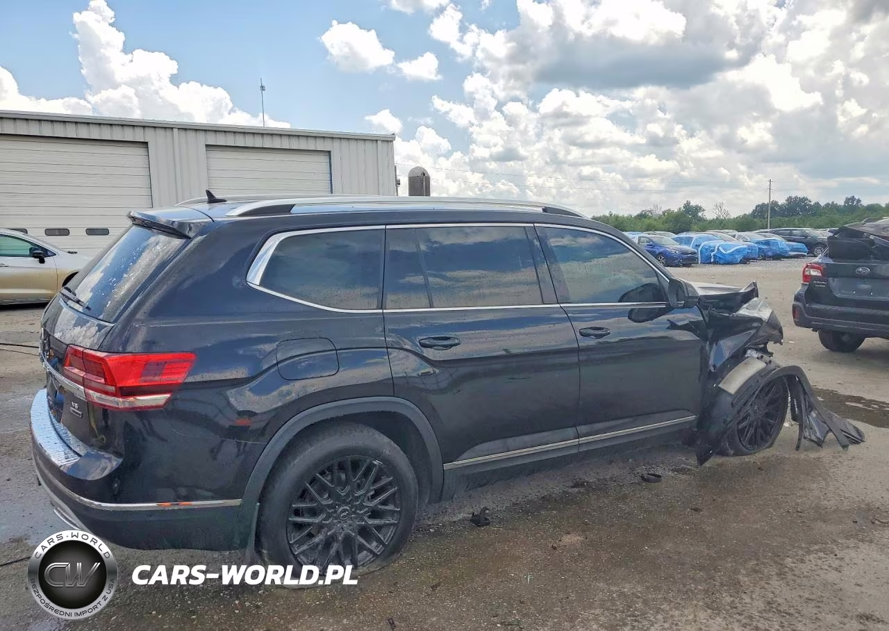 2019 Volkswagen Atlas Sel Premium VIN:1V2NR2CA2KC520678 - 3