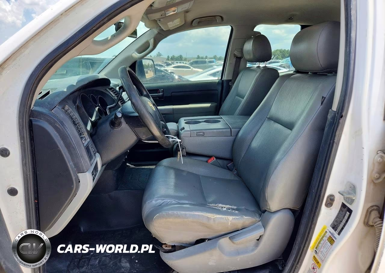 2011 Toyota Pickup VIN:5TFRM5F13BX035067 - 7