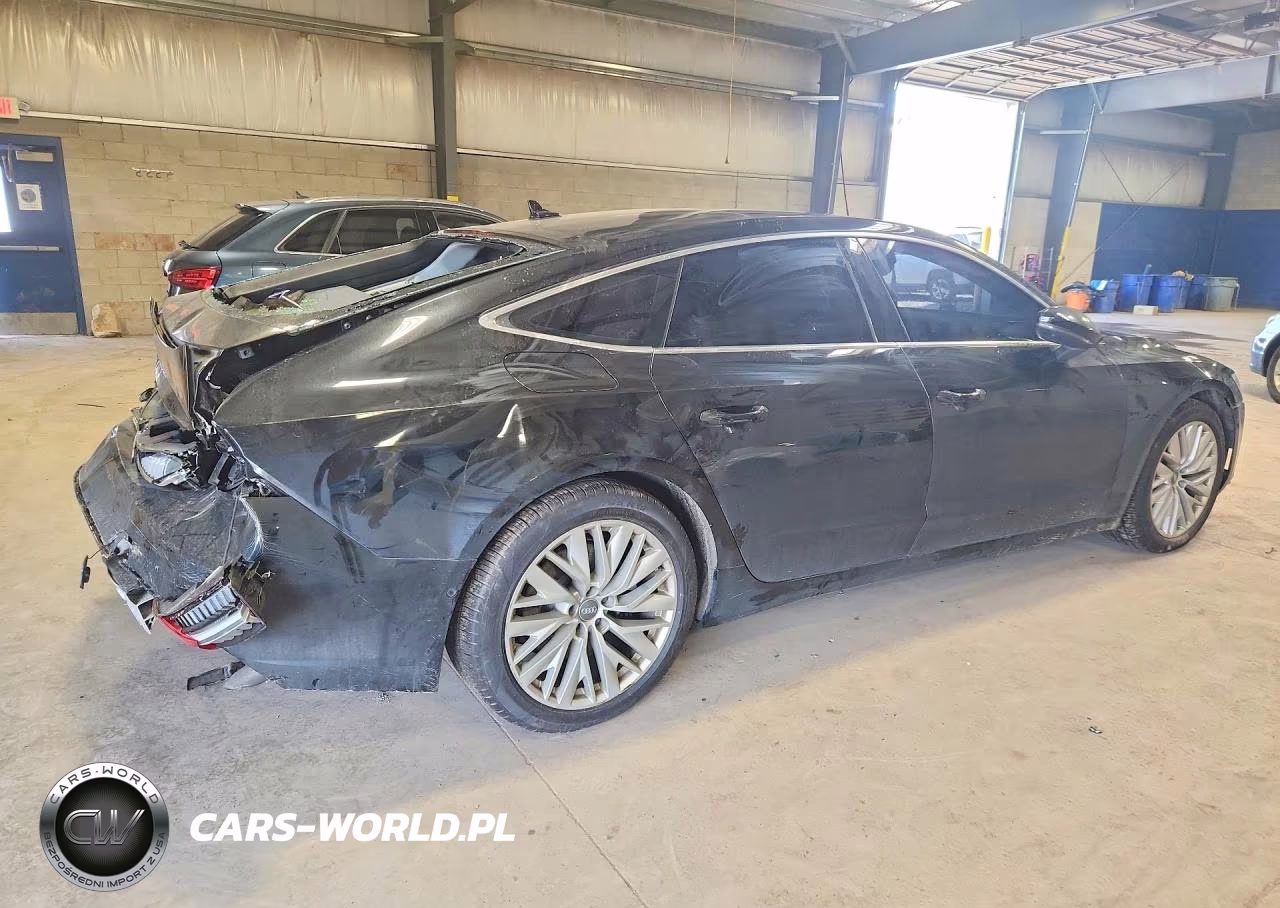 2019 Audi A7 Premium Plus VIN:WAUR2AF24KN031836 - 3