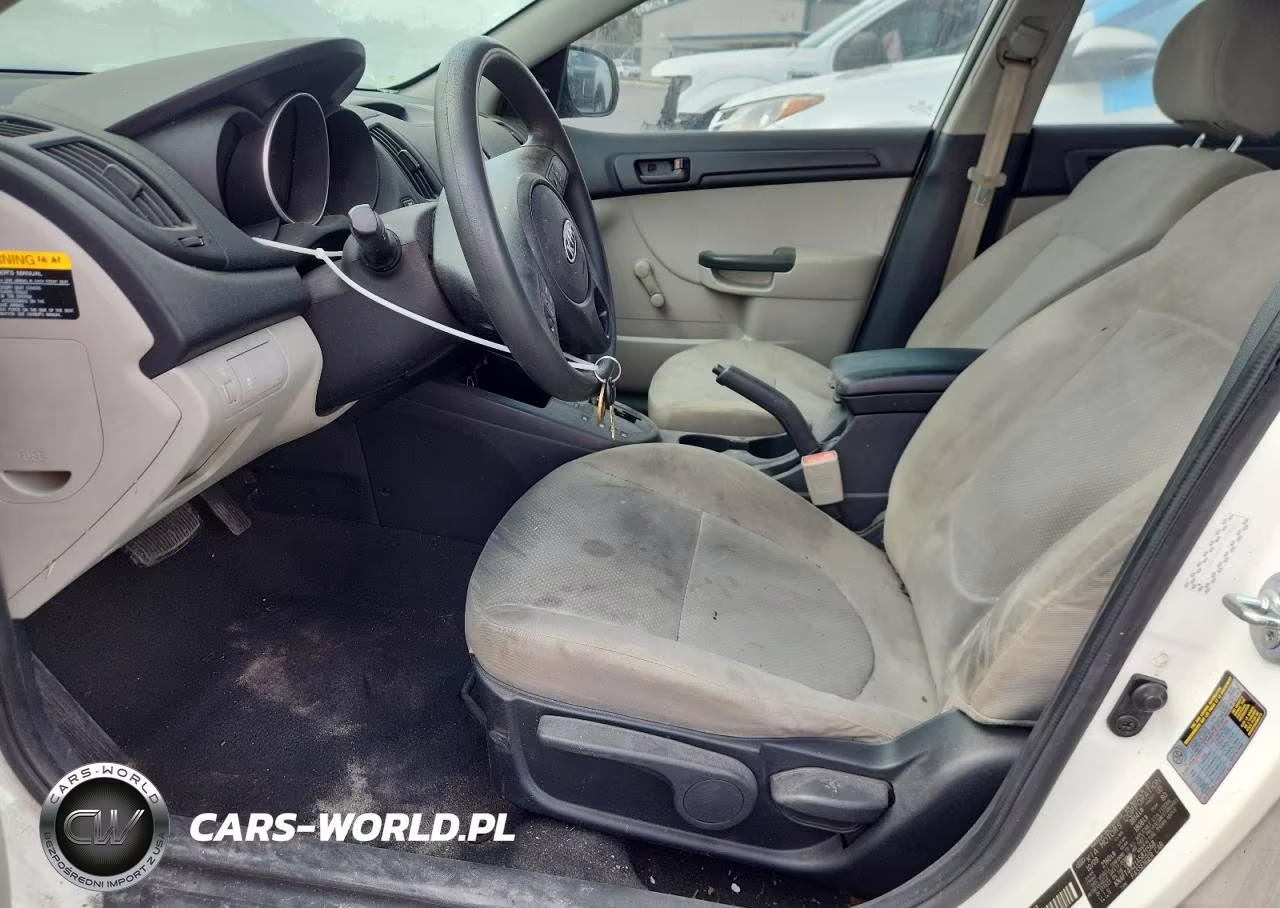 2010 Kia Forte Lx VIN:KNAFT4A21A5821568 - 7
