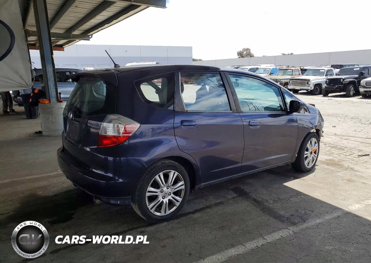 2009 Honda Fit Sport VIN:JHMGE88449S052625 - 3