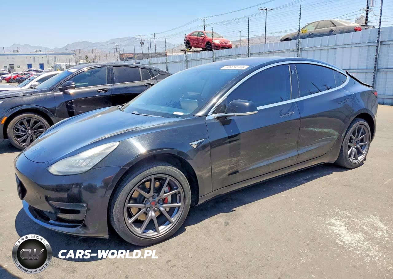 2018 Tesla Model 3 VIN:5YJ3E1EA4JF172346 - 1