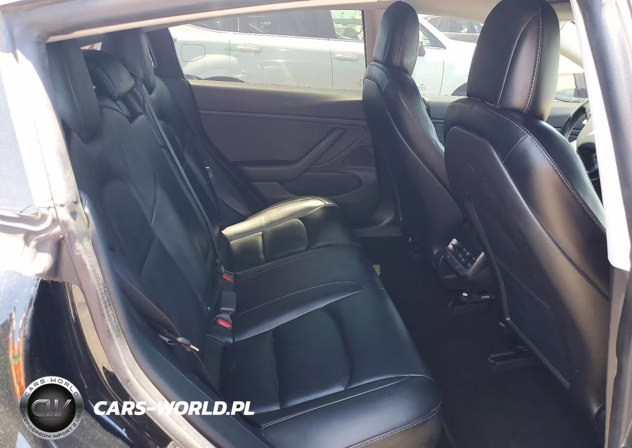 2018 Tesla Model 3 VIN:5YJ3E1EA4JF172346 - 10