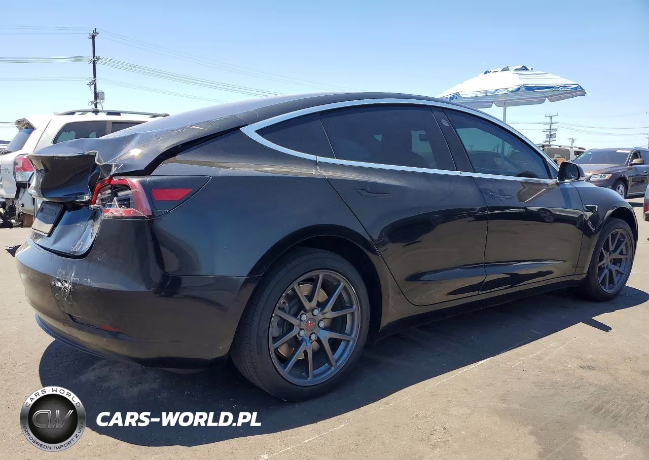 2018 Tesla Model 3 VIN:5YJ3E1EA4JF172346 - 3