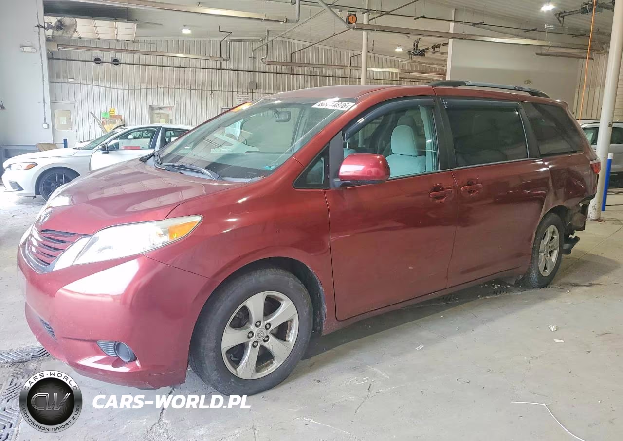 2017 Toyota Sienna Le