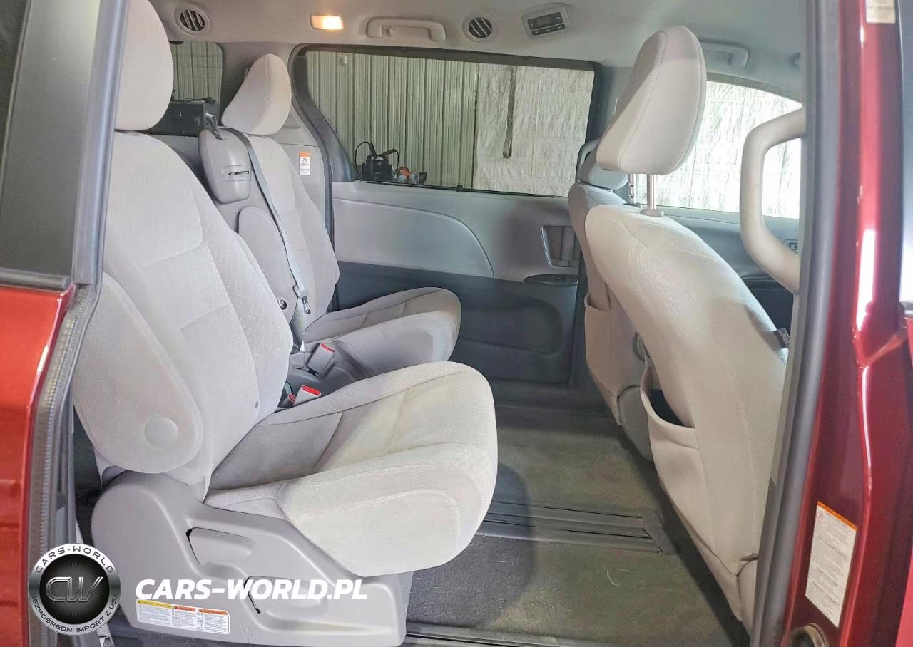 2017 Toyota Sienna Le VIN:5TDKZ3DC7HS776722 - 11