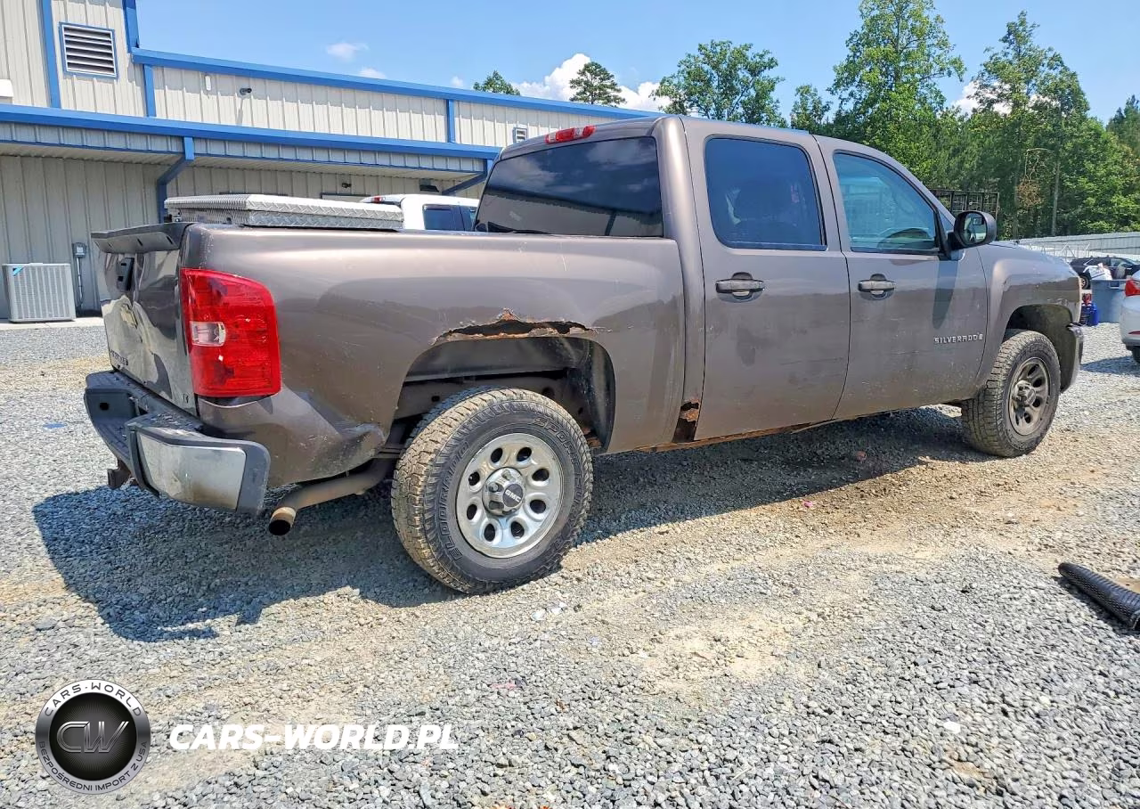 2007 Chevrolet Silverado C1500 Crew Cab VIN:2GCEC13J471632716 - 3