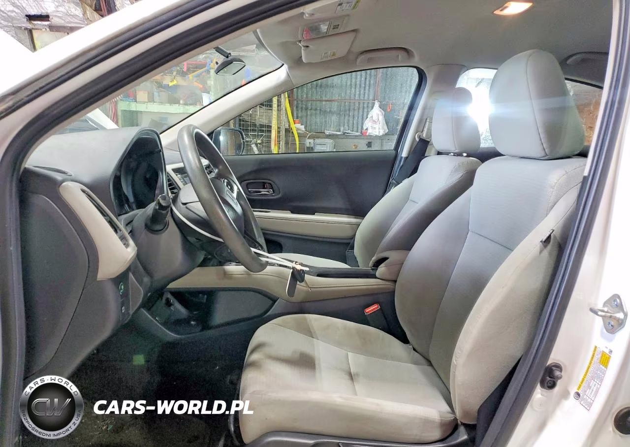 2020 Honda Hr-V Lx VIN:3CZRU6H36LM700565 - 7