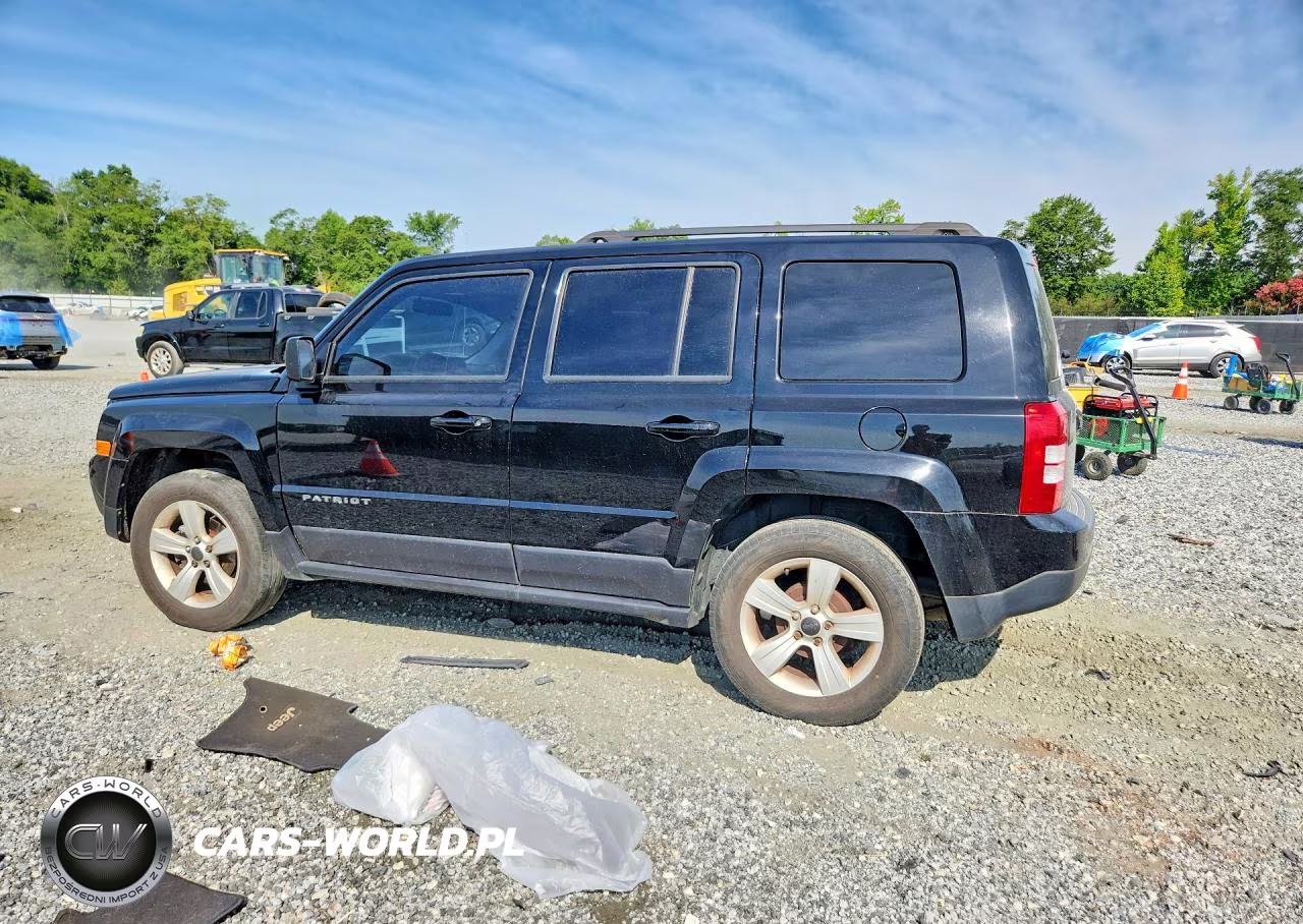 2015 Jeep Patriot Sport VIN:1C4NJPBB4FD121741 - 2