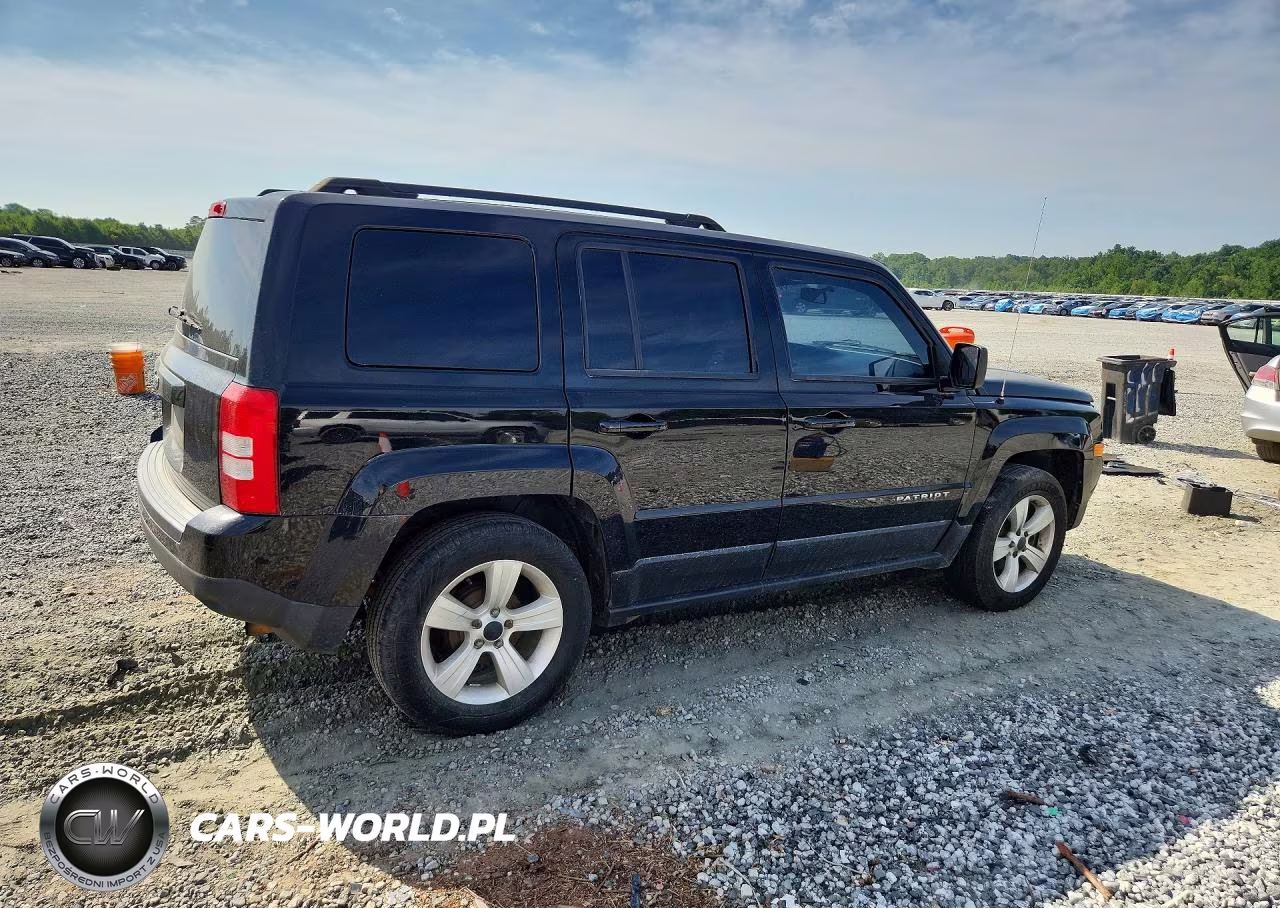 2015 Jeep Patriot Sport VIN:1C4NJPBB4FD121741 - 3