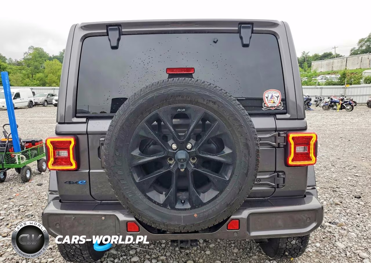 2021 Jeep Wrangler Unlimited Sahara 4Xe VIN:1C4JJXP64MW762142 - 6