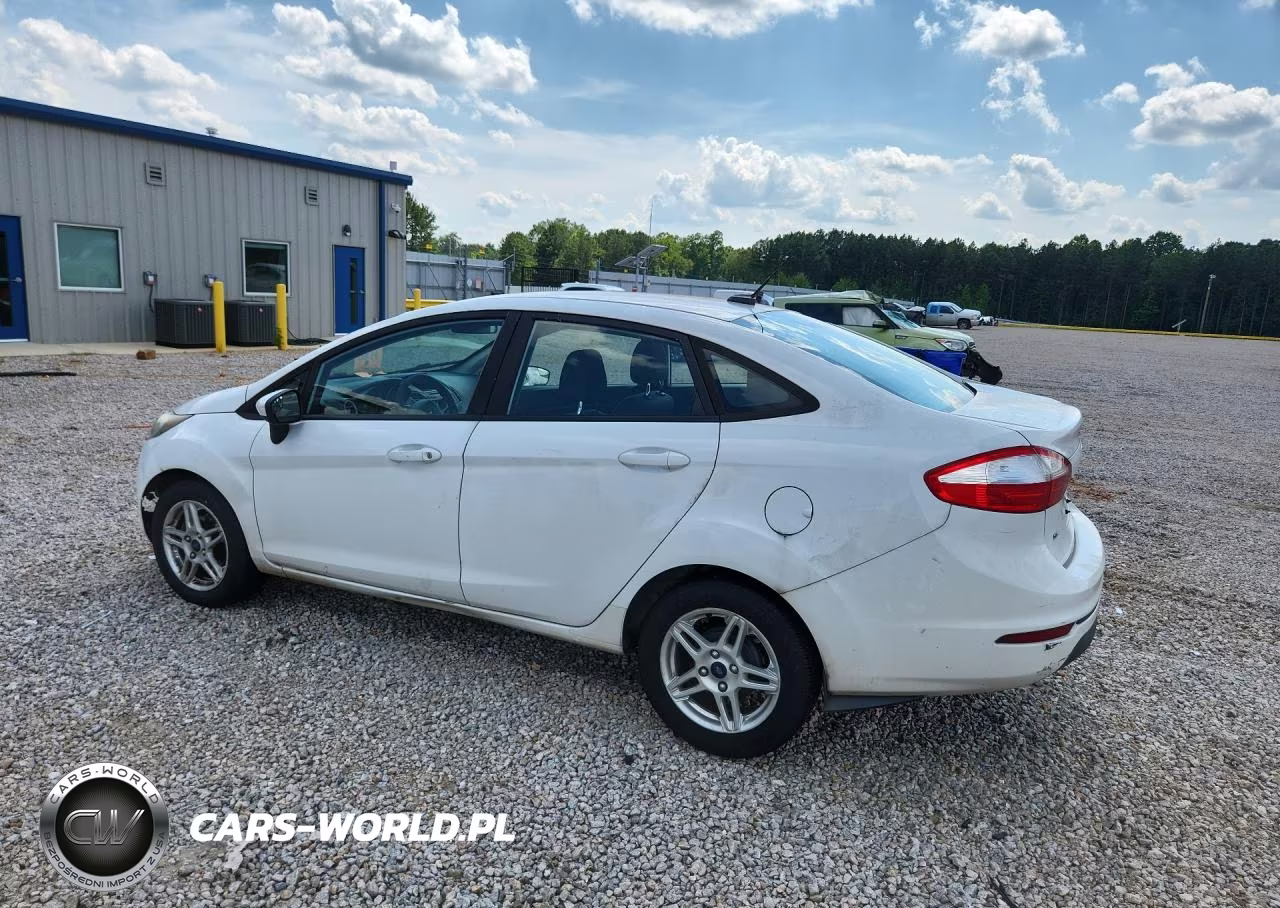 2018 Ford Fiesta Se VIN:3FADP4BJ0JM112473 - 2