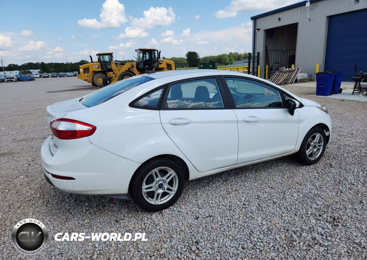 2018 Ford Fiesta Se VIN:3FADP4BJ0JM112473 - 3