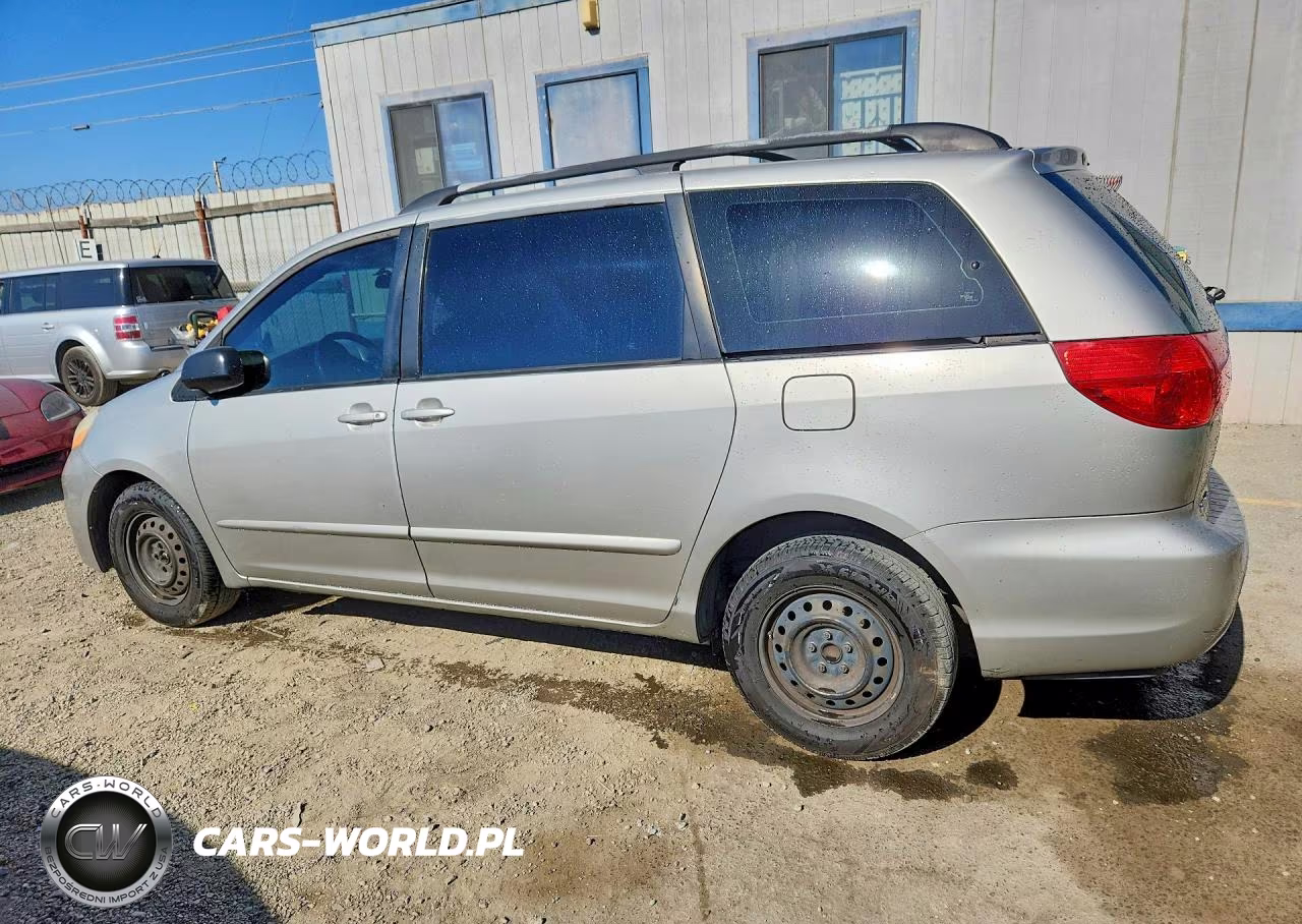 2010 Toyota Sienna Ce 7-Passenger VIN:5TDKK4CC6AS326111 - 2
