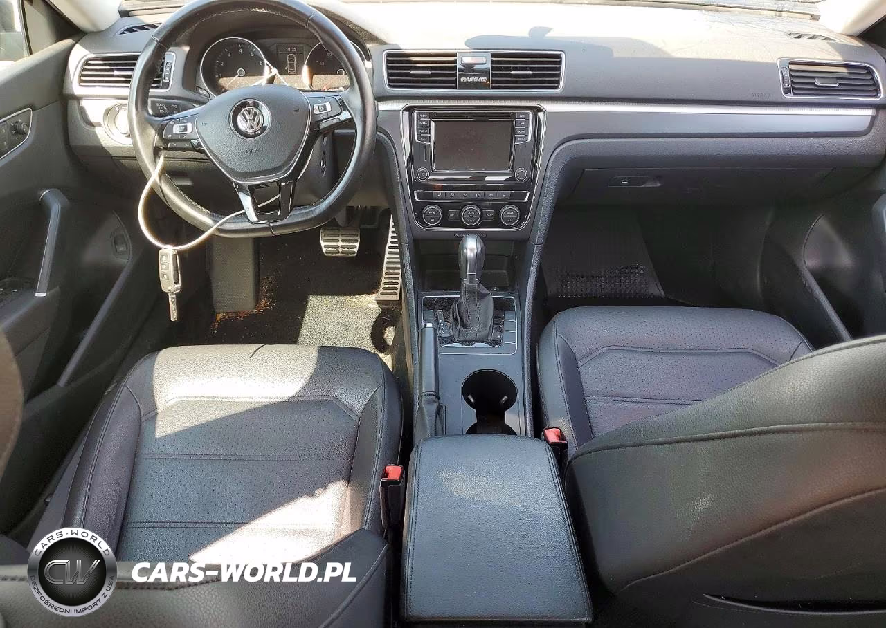2018 Volkswagen Passat S VIN:1VWAA7A38JC009917 - 8