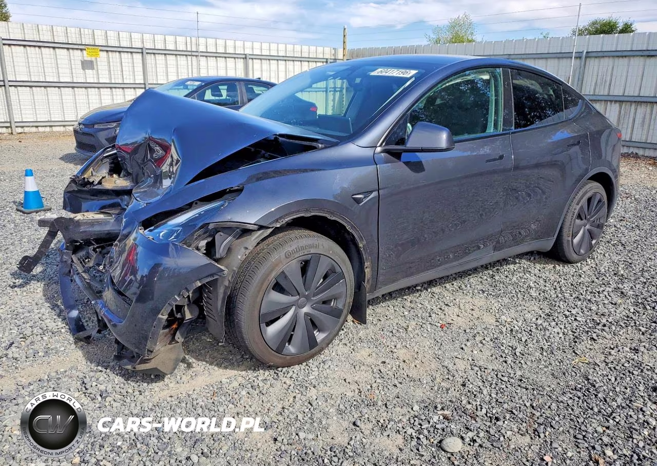 2024 Tesla Model Y – zdjęcie 1 z 14