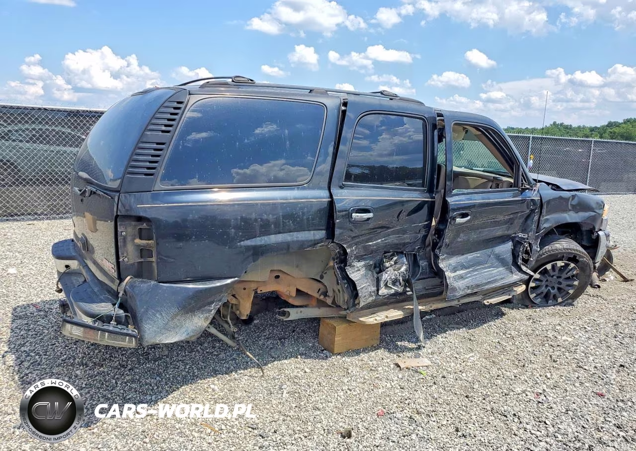 2003 GMC Yukon VIN:1GKEC13Z53R234815 - 3