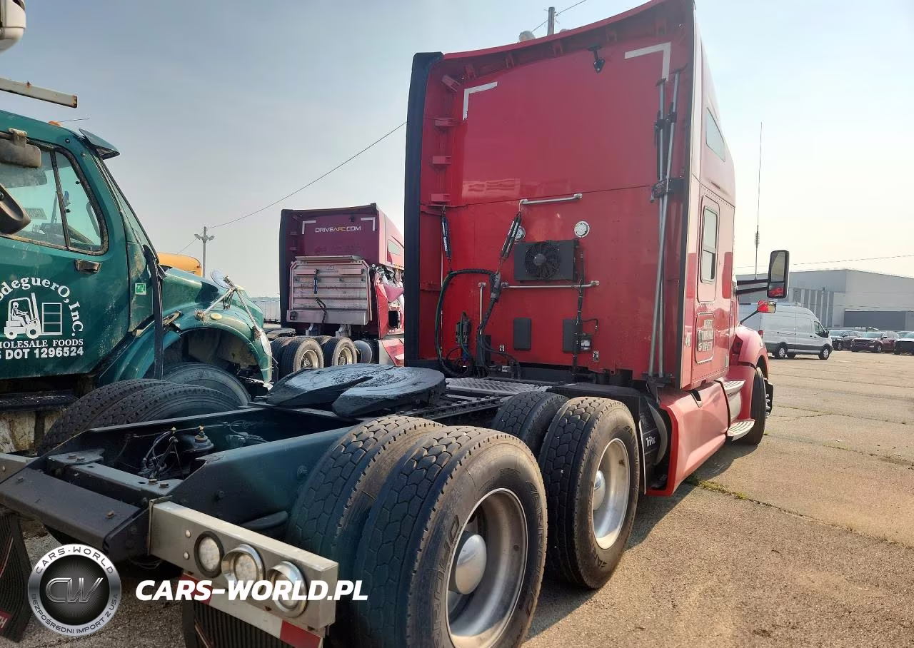 2020 Kenworth T680 Semi Truck VIN:1XKYD49X3LJ425570 - 3