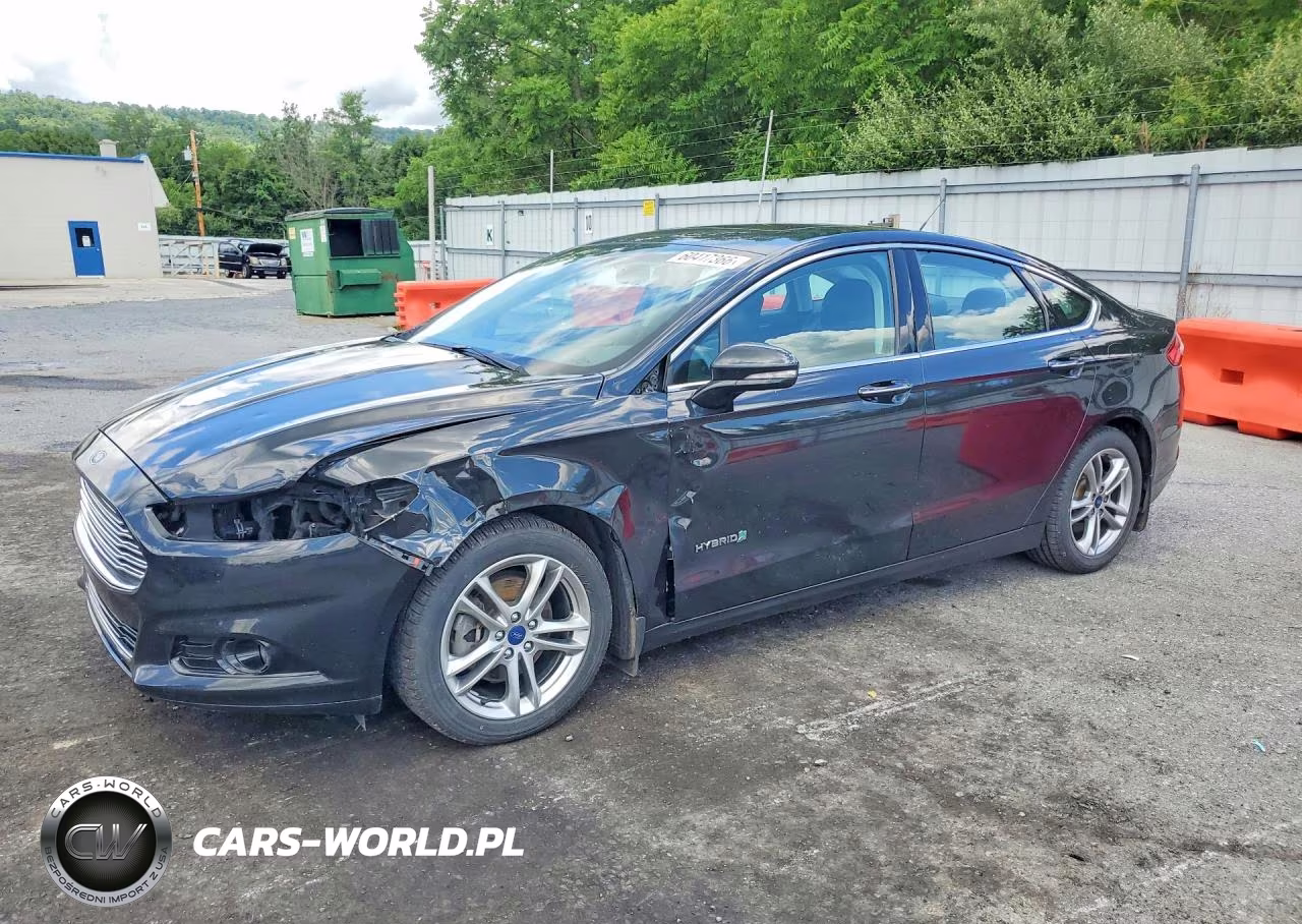 2015 Ford Fusion Titanium Hev – zdjęcie 1 z 12