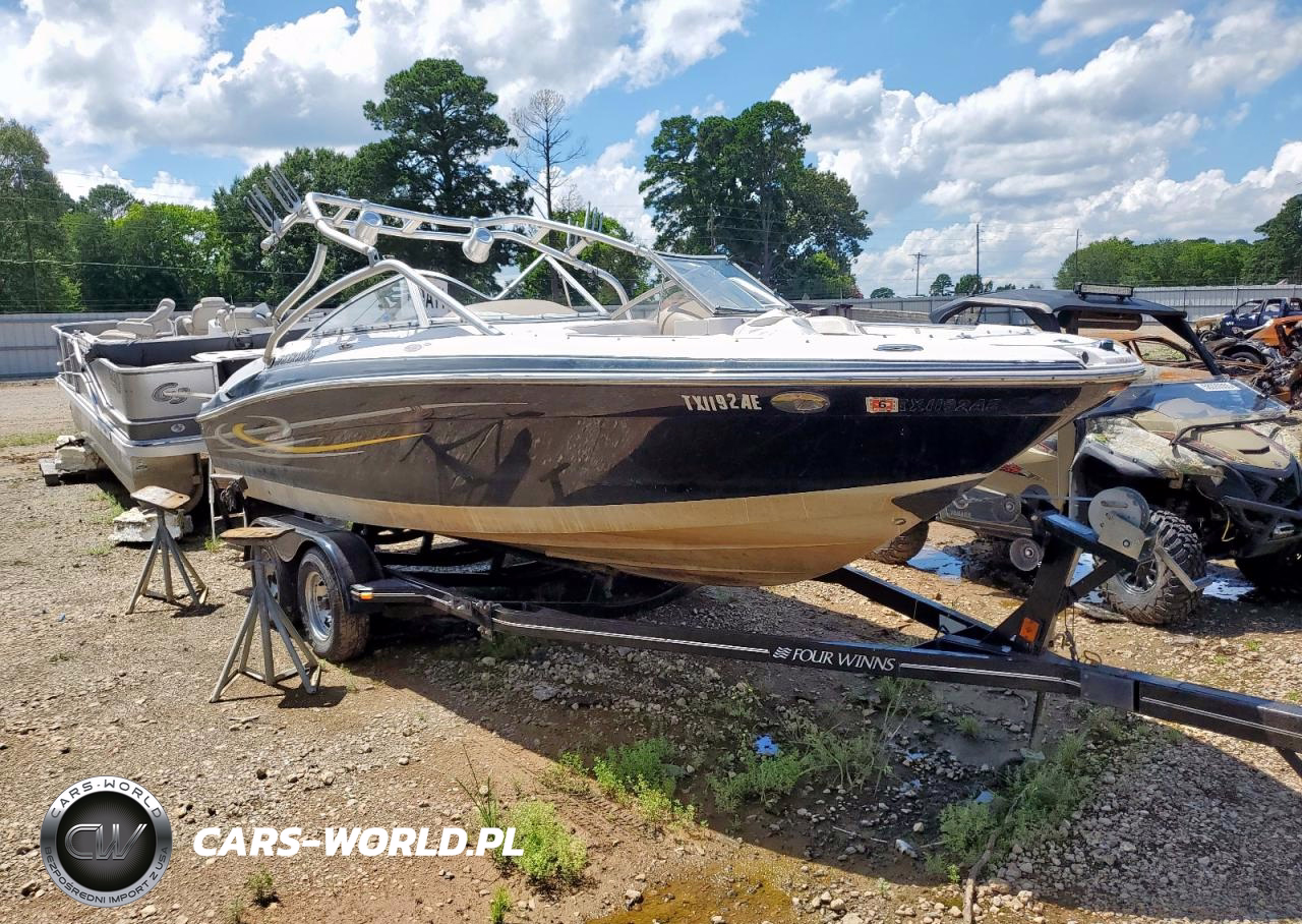 2005 Four Winns Boat W-Tra