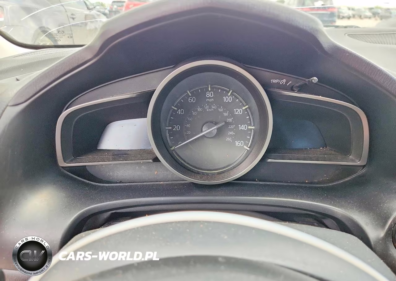2018 Mazda 3 Touring VIN:3MZBN1V32JM219623 - 9