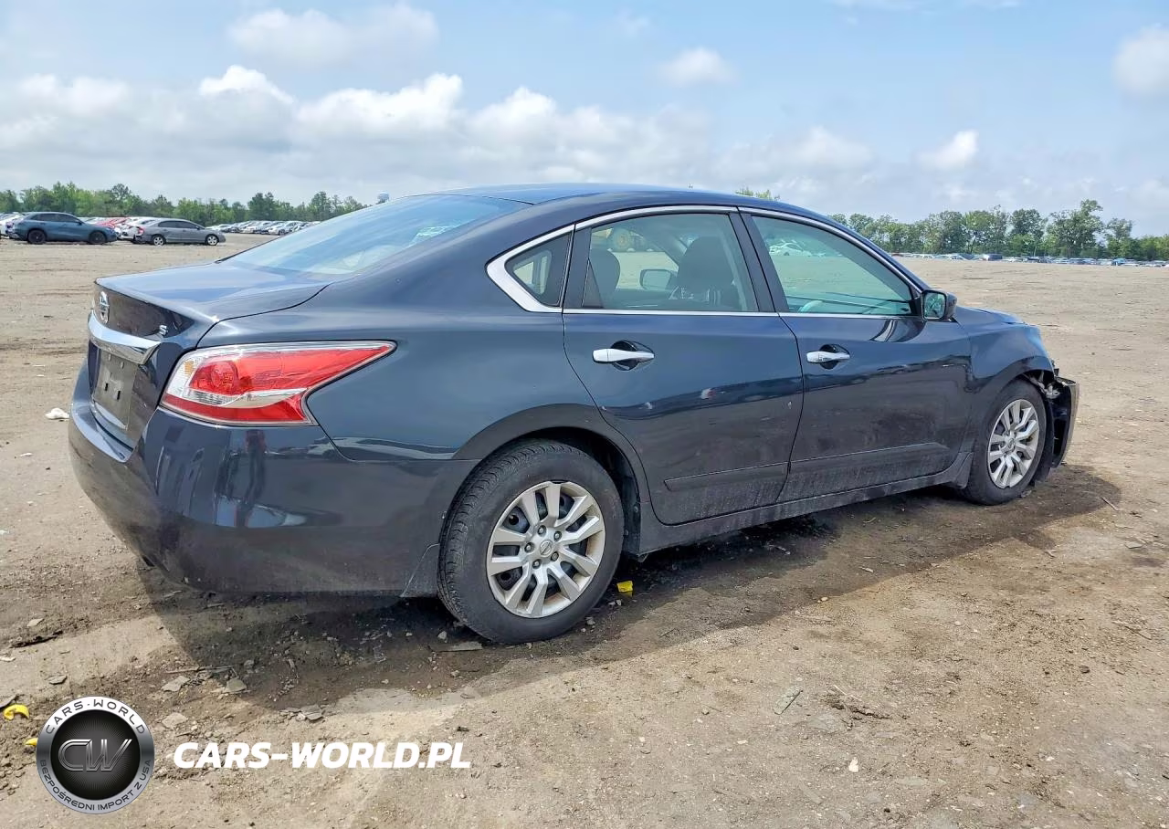 2015 Nissan Altima 2.5 S VIN:1N4AL3AP9FC266624 - 3