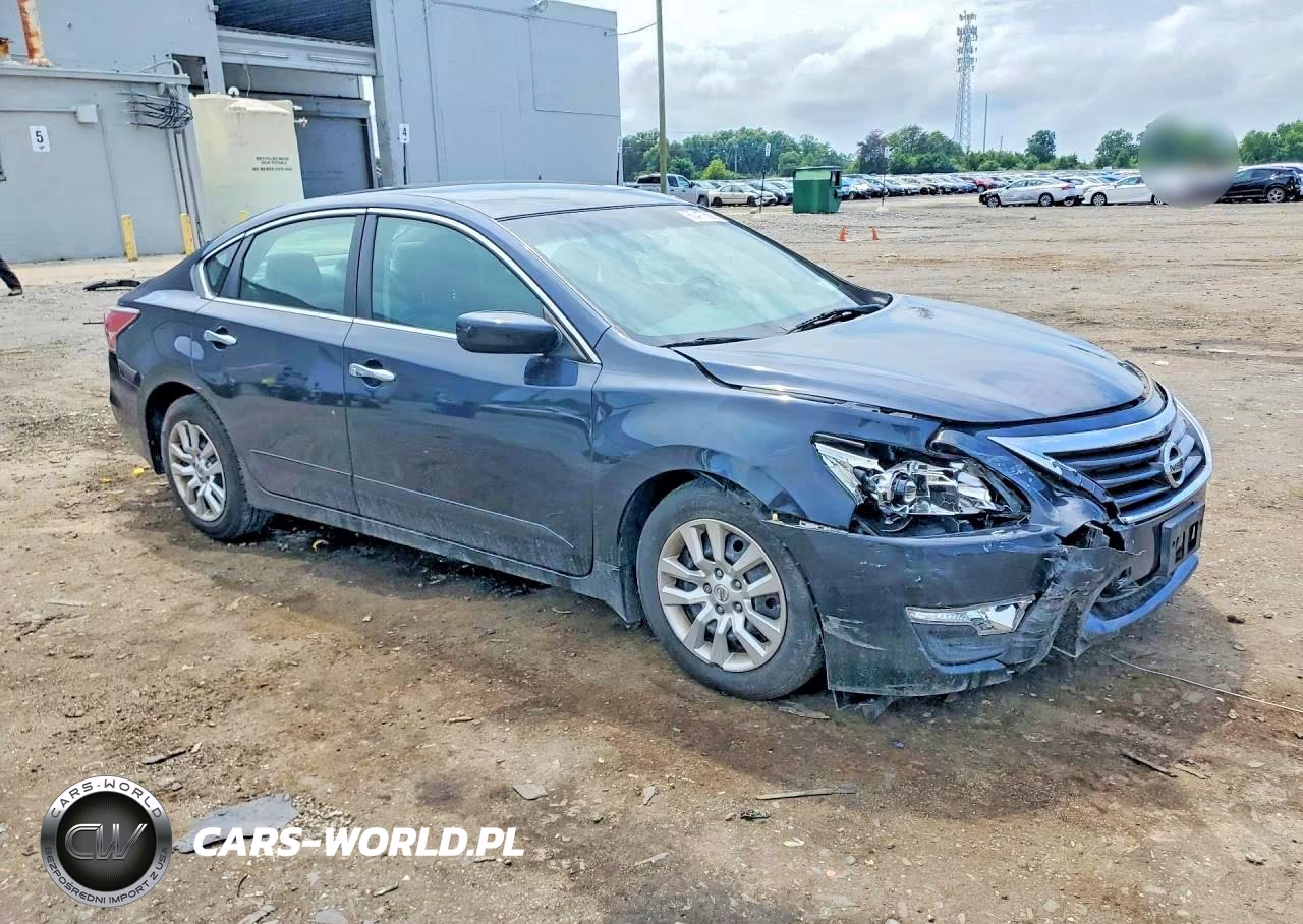 2015 Nissan Altima 2.5 S VIN:1N4AL3AP9FC266624 - 4