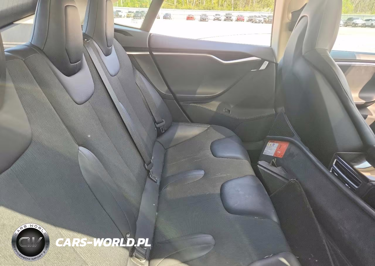 2015 Tesla Model S 85D VIN:5YJSA1H24FFP70679 - 10